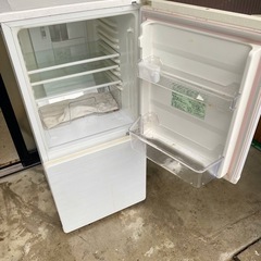 96L 2ドア冷蔵庫 エラヴィタックス ER-106HG の画像