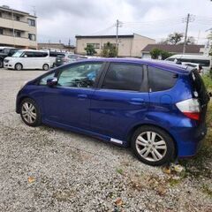 【個人・現状渡し】ホンダ フィットRS 5速MT車（車検付き・9月まで）の画像