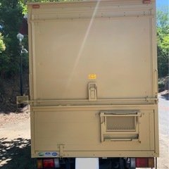 エルフディーゼル車キッチンカーの画像