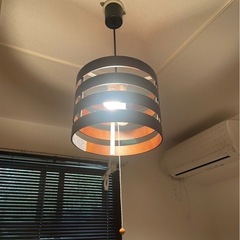 お洒落な照明器具の画像