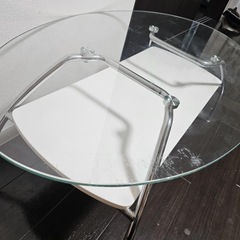 リビングルームテーブルの画像