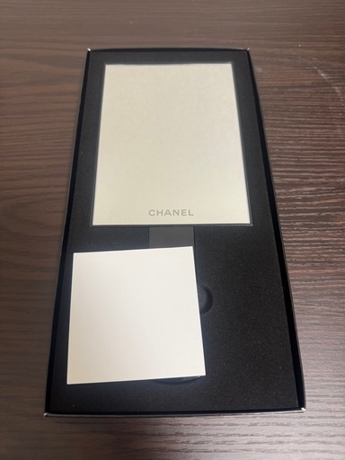 CHANEL ブラック 手鏡