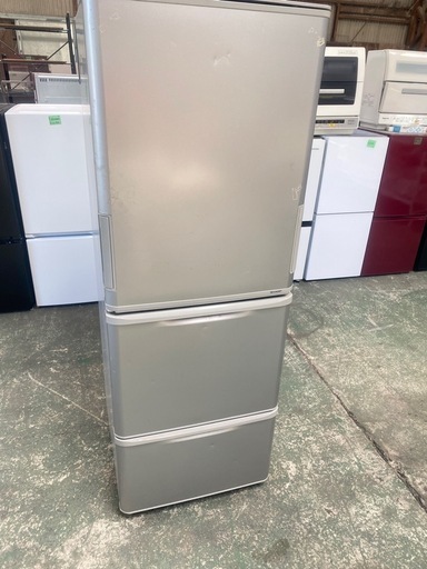 🎄☘️大阪市から阪南市まで配達設置無料🎄シャープ冷蔵庫350L🍀保証有り