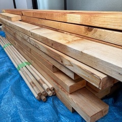 角材　2×4   DIY 木材 　の画像