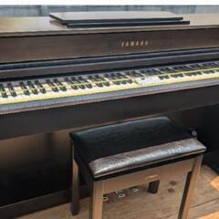 送料込YAMAHA 電子ピアノ SCLP-6350 18年購入ほぼ新品＆未使用L ①
大阪販売支店取扱商品
★京都南〜福知山
🏯東は→姫路〜大阪〜福知山
🍑西は→姫路〜鳥取市〜兵庫〜岡山まで配達無料 ★ジモティーが一番安い！
★ジモティーは設置までお手伝いの画像