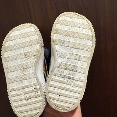 PUMAスニーカーの画像