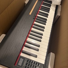 電子ピアノ　250サイズ  3ペダル　新品未使用の画像