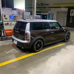 【宮城県仙台市】MINI クラブマン　6速MT ヒッチメンバー付 新品冬タイヤ付の画像