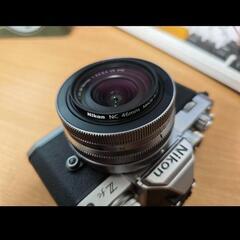 Nikon Z fc レンズキット 16-50mm f/3.5-6.3 新品同様の画像