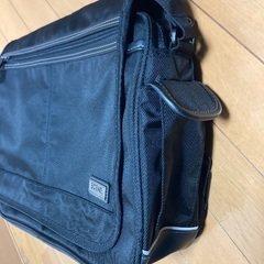 【格安】ほとんど未使用のSCENEのショルダーバッグ！の画像