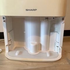 シャープCV-E71-W プラズマクラスター除湿機の画像