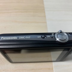 Panasonic LUMIX DMC-FH7 黒 デジカメ　数回のみ使用美品の画像