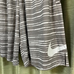 NIKE ナイキ ハーフパンツ ショートパンツ　グレー　サイズ L DRI-FIT の画像