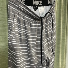 NIKE ナイキ ハーフパンツ ショートパンツ　グレー　サイズ L DRI-FIT の画像
