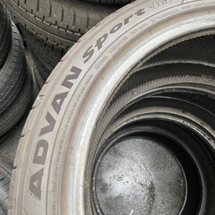 18インチ 245/40R18 2本の画像