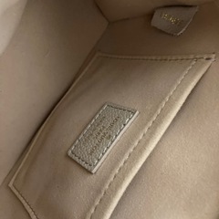 LOUIS VUITTON バックの画像