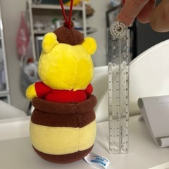 プーさん　ぬいぐるみ　ハニーポット　の画像