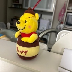 プーさん　ぬいぐるみ　ハニーポット　の画像