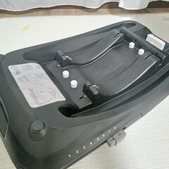 【取引中】日本育児　スマートキャリー専用ISOFIXベースセットの画像