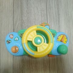 新生児用オムツ＆おもちゃの画像