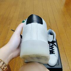 FEAR OF GOD ESSENTIALS スニーカー　ライトグレー 27cmの画像