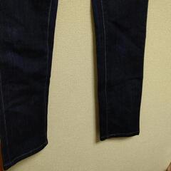 🎽レディースジーンズ 58.5cm  ユニクロ  の画像
