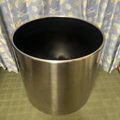 限定1個！ 超激安！ 超大型！ 直径約50cm 鉢カバー ステンレス製 観葉植物 植木の画像