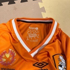 サッカーユニフォーム　ブリスベンロアーズ　Brisbane roarsの画像
