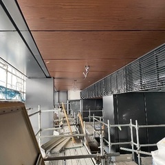 ビル・商業施設の建設作業・金物工事スタッフの画像