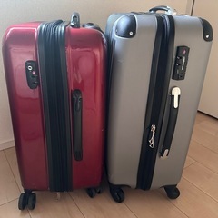 スーツケース 2個セット（SPALDINGレッド＆ トラベルデパート グレー）の画像