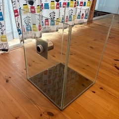 ガラス製水槽の画像