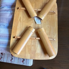 折りたたみテーブルの画像