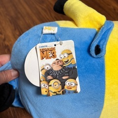 タグ付き　ミニオン　ギガジャンボぬいぐるみの画像