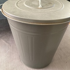 IKEAゴミ箱の画像