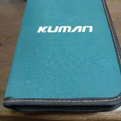 LANケーブルと工具の画像