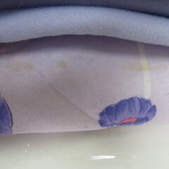 未使用品 大阪西川 肌布団 肌ぶとん 140cm×195cm パープル系 花柄の画像