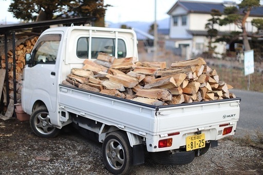 薪、軽トラック山盛り400kg 14