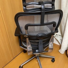 高級オフィスチェアの画像