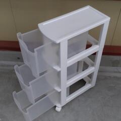 20250722005　家具　3段プラ収納の画像