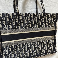 DIOR ブックトートの画像