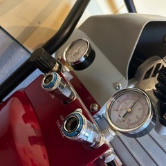 ストレート　エアーコンプレッサー 39.5L　100V 3馬力　の画像