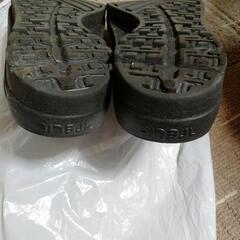 TELIC サンダルの画像