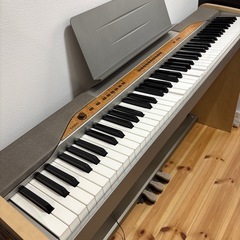電源のつかない電子ピアノの画像