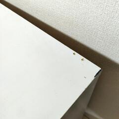 マガジンラック付き　棚の画像