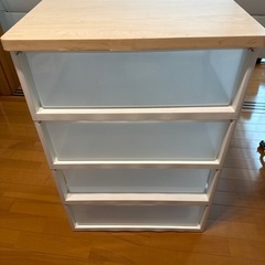 衣装ケース　の画像