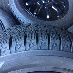 185/60R15 アルミホイール付スタッドレスタイヤ 4本セットの画像