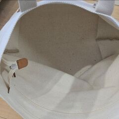 イルビゾンテ　キャンバストートの画像