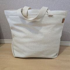 イルビゾンテ　キャンバストートの画像