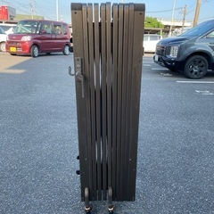 アルミゲート　伸縮門扉　アコーディオン　中古の画像