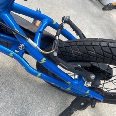 子供自転車　キッズバイク　キャノンデール　16インチの画像